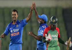 binny s record 6/4 helps india clinch odi series