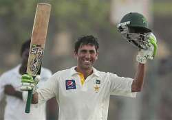 sl vs pak younis khan guides pakistan to a solid 347 5