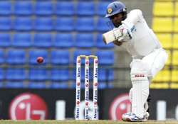 sri lanka all out for 279 leads by 449