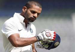 shikhar dhawan suffers hand injury