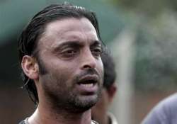 shoaib akhtar slams pak pacers performance against england