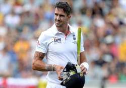 shunned by delhi daredevils pietersen s england future hangs in dark