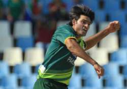 south africa bats first in 4th odi against pak