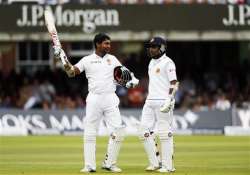 sri lanka leads england by 106 with 6 wickets left