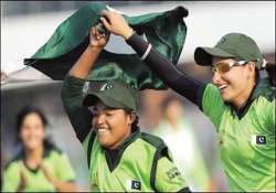 women t20 india lose to pakistan by 1 run