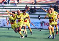 hockey india league ross strikes in ranchi rhinos 1 0 win