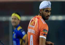 gurjinder s brace takes lancers home