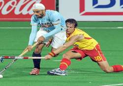 india spain share six goals in vibrant first test