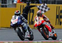 british moto gp jorge lorenzo wins marquez second