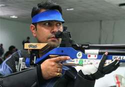 cwg 2014 gagan narang clinches men s 50m rifle prone silver