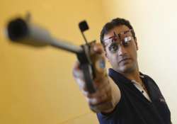 cwg 2014 india s nanjappa wins men s 10m air pistol silver