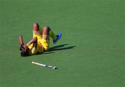 cwg 2014 indian hockey team loses 2 4 to australia