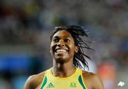 caster semenya gets silver medal in 800 at worlds