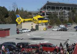 fernando alonso taken to hospital after crash at barcelona