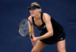 british tennis player pulls out of cwg