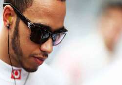 lewis hamilton moved by kolkata street children