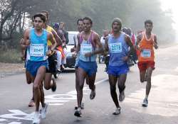 nilesh bonde wins nashik marathon