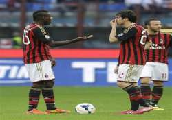 ac milan loses 4 2 at home to parma in serie a