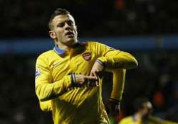 arsenal beats villa 2 1 back atop premier league