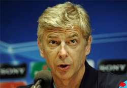 arsenal ceo says firing wenger not an option