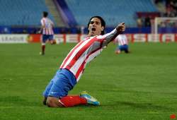 atletico beats valencia 4 2 in europa league semis