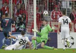 bayern routs plzen 5 0 in champions league