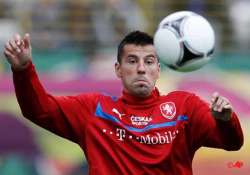 czech striker milan baros to undergo muscle scan