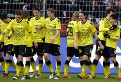 dortmund bayern munich both win in bundesliga