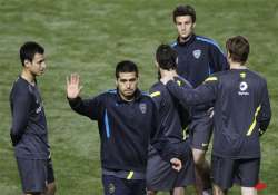 fans plead for riquelme to stay at boca