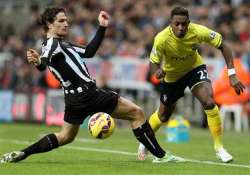 southampton beats newcastle 2 1 in premier league