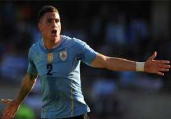 uruguay reach last eight of copa america