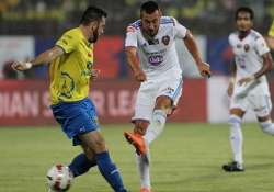 isl fc goa face kerala blasters fc with an eye on third spot