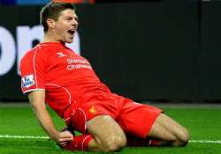 gerrard gives liverpool 2 1 fa cup win at wimbledon