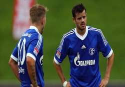 schalke beat monchengladbach in bundesliga