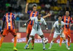 isl spirited pune hold atletico de kolkata to a 1 1 draw