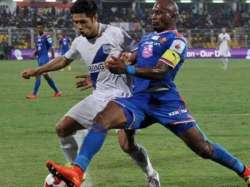 isl mumbai goa play out goalless draw in isl