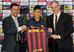 barcelona presidents indicted for fraud in neymar signing