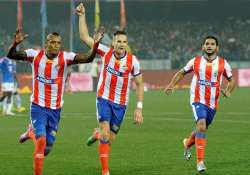 isl atk sneak into semifinals after fikru s equaliser