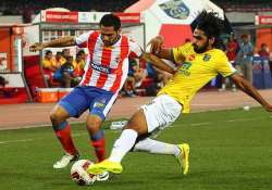 isl depleted atletico de kolkata impress in 1 1 draw against kerala blasters