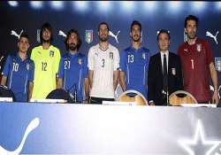 new team jersey for italy in the world cup 2014.