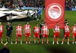 olympiakos leverkusen reach last 16 of champions