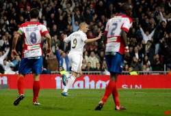 real madrid routs granada 5 1 in spain