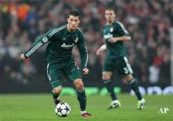 ronaldo scores 2 as madrid beats celta vigo 2 1