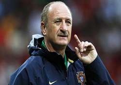 scolari rules out changes for brazil france friendly