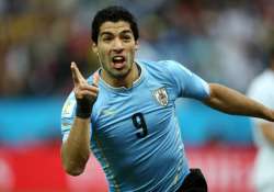 suarez could make barcelona debut against madrid