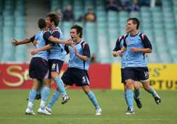 sydney fc signs brazilian fabio for 2 years