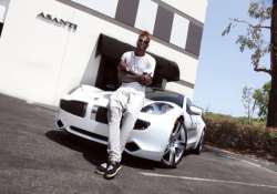 top soccer players and their latest luxury cars