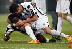 udinese beats 10 man inter milan 1 0 in serie a