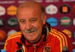 vicente del bosque names spain s preliminary world cup squad