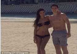 watch samir nasri nani on the beach with families